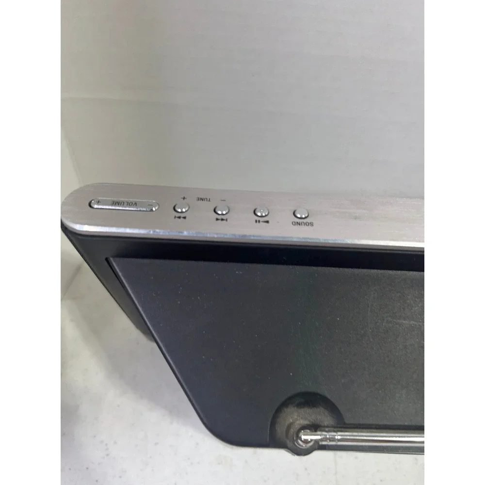 Sony RDP-XF300iN Personal Audio System‎ Speaker Lightning Dock FM Radio Black